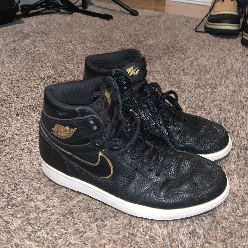 Nike air jordan 1”s retro high ogs